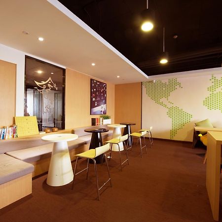 Iu Hotel Ruoyang Yiyang Wenhua Road Exterior foto